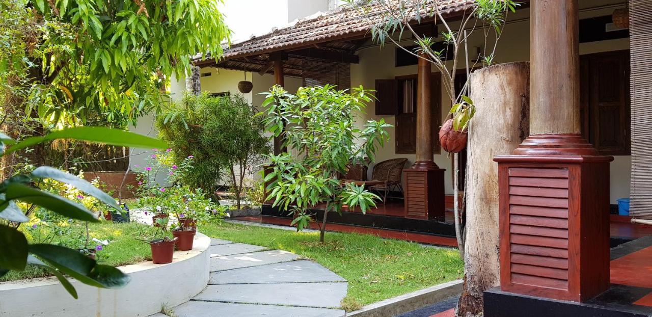 Ambadis Villas Kodungallur Exterior photo